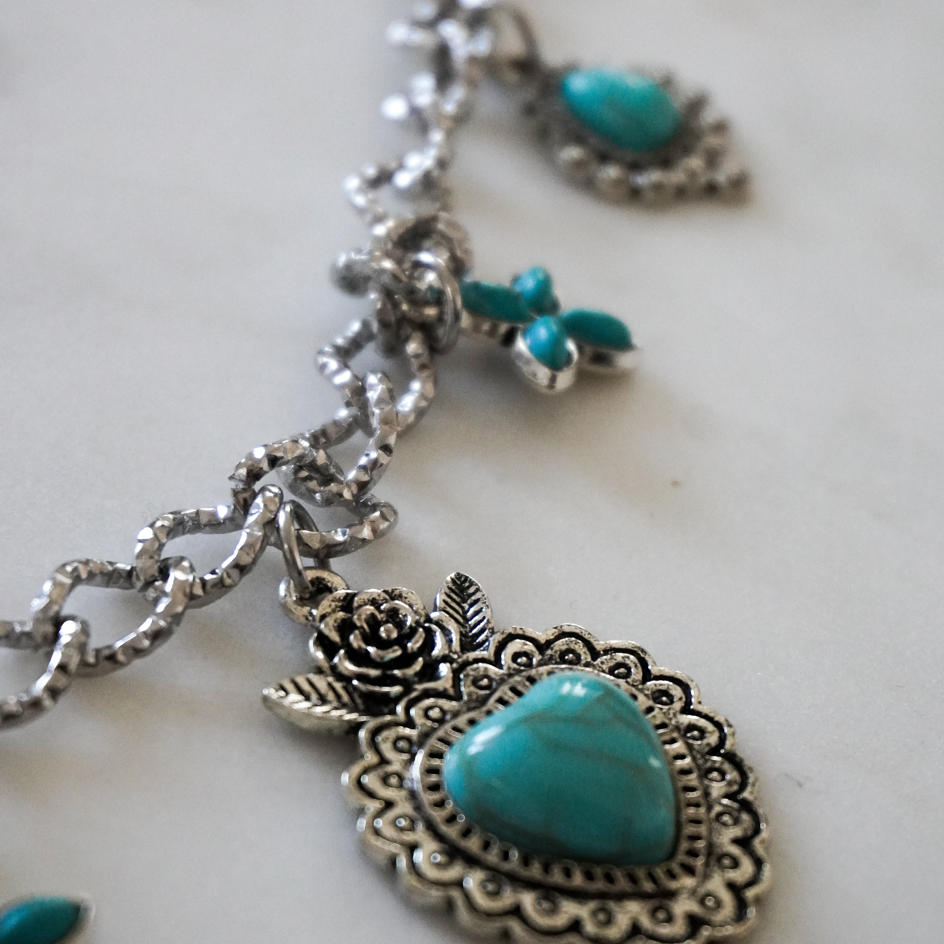 Colliers Charms